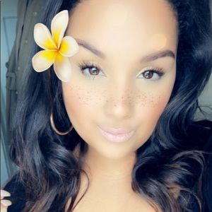 Meet your Posher, Jazmin